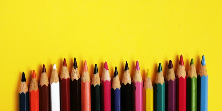 blog banner - crayon
